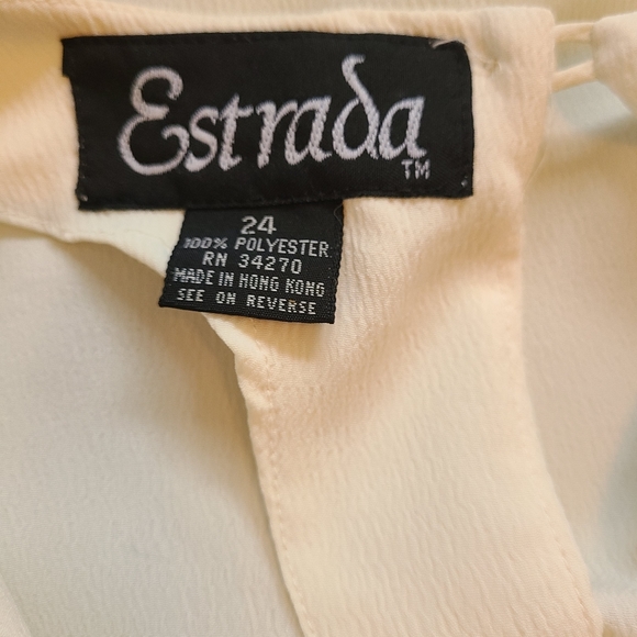 (1121) Estrada Woman's Long Sleeve Blouse,  Size: 24 Color: Cream - Picture 6 of 13